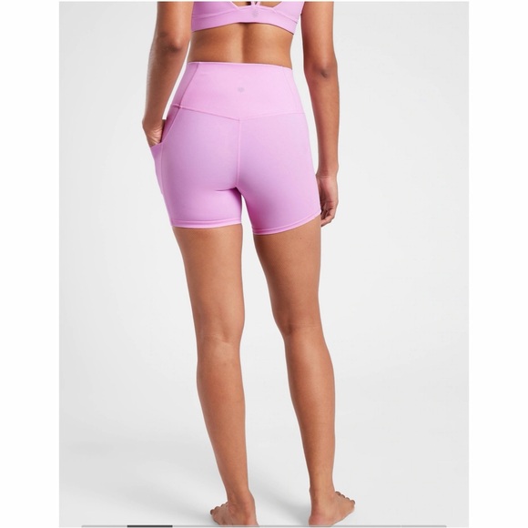 Athleta “Opaque Lilac” Salutation Stash Pocket 5” Short NWT SZ 1X - Picture 2 of 12